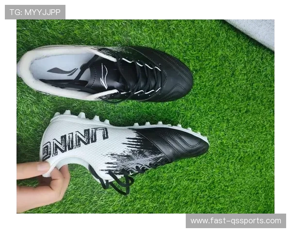 穿李宁足球鞋的球星有哪些值得关注的名字与他们的精彩表现